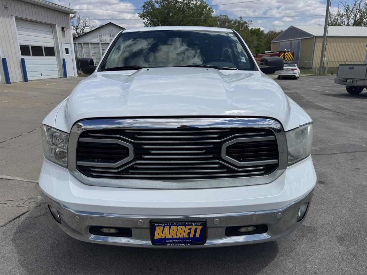 RAM 1500 Classic Tradesman Crew Cab SWB 4WD 2019