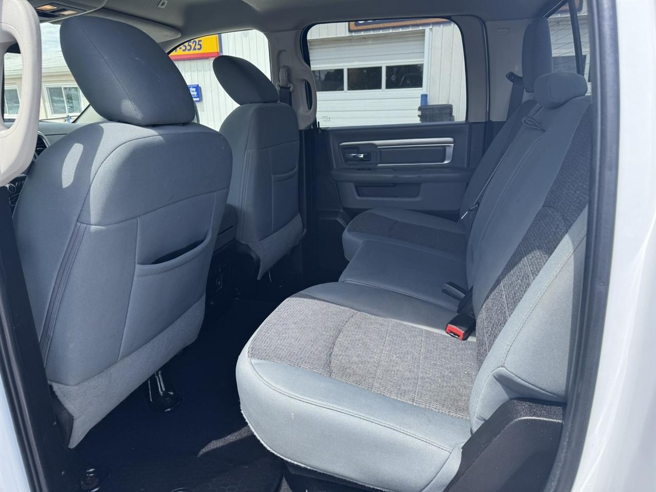 RAM 1500 Classic Tradesman Crew Cab SWB 4WD 2019