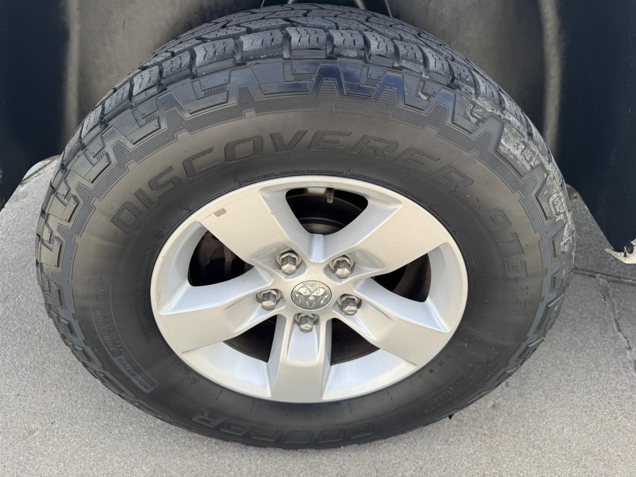 RAM 1500 Classic Tradesman Crew Cab SWB 4WD 2019