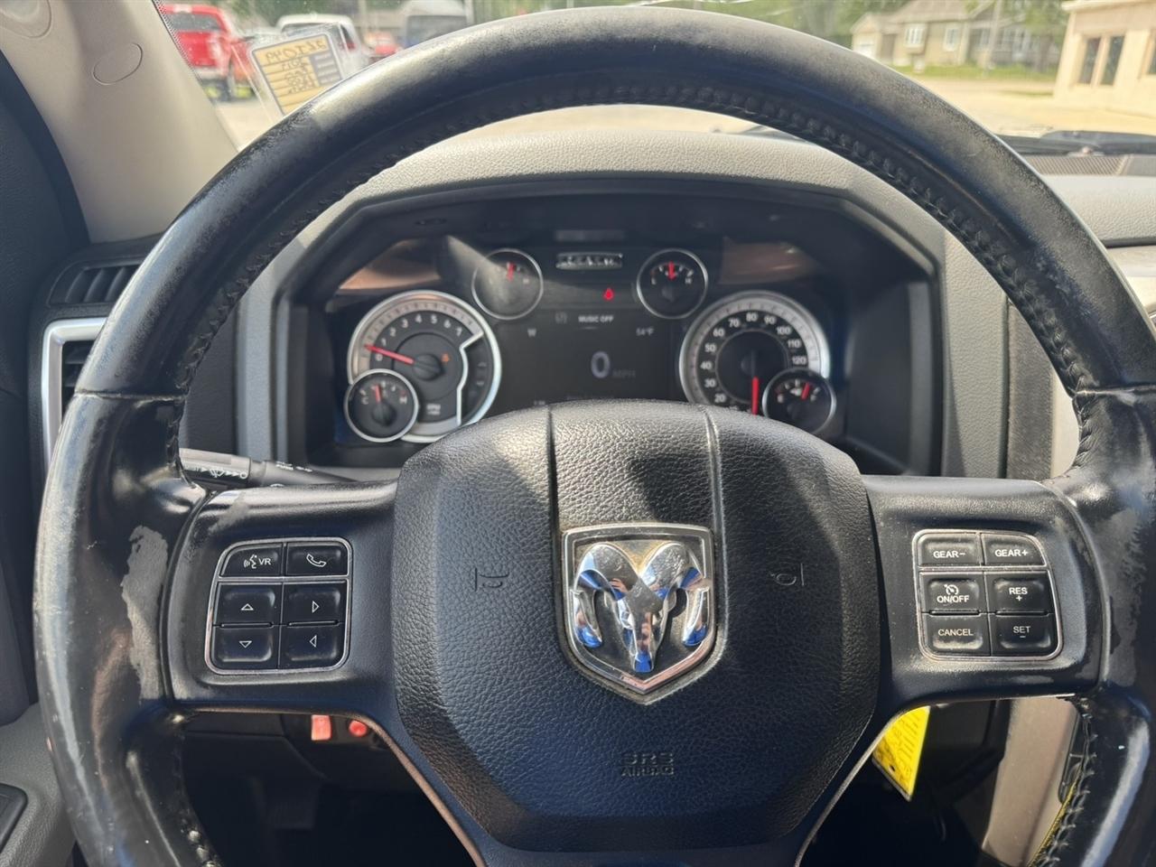 RAM 1500 Classic Tradesman Crew Cab SWB 4WD 2019