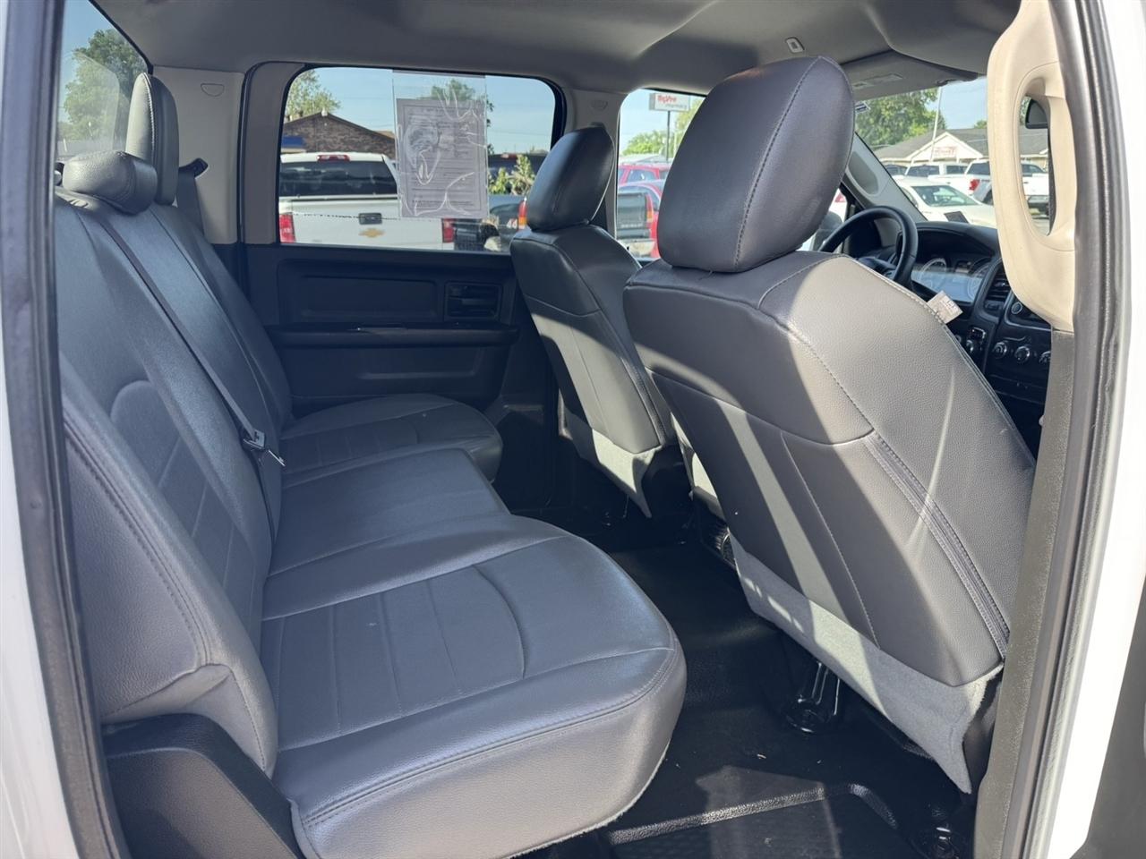 RAM 1500 Classic Tradesman Crew Cab SWB 4WD 2020