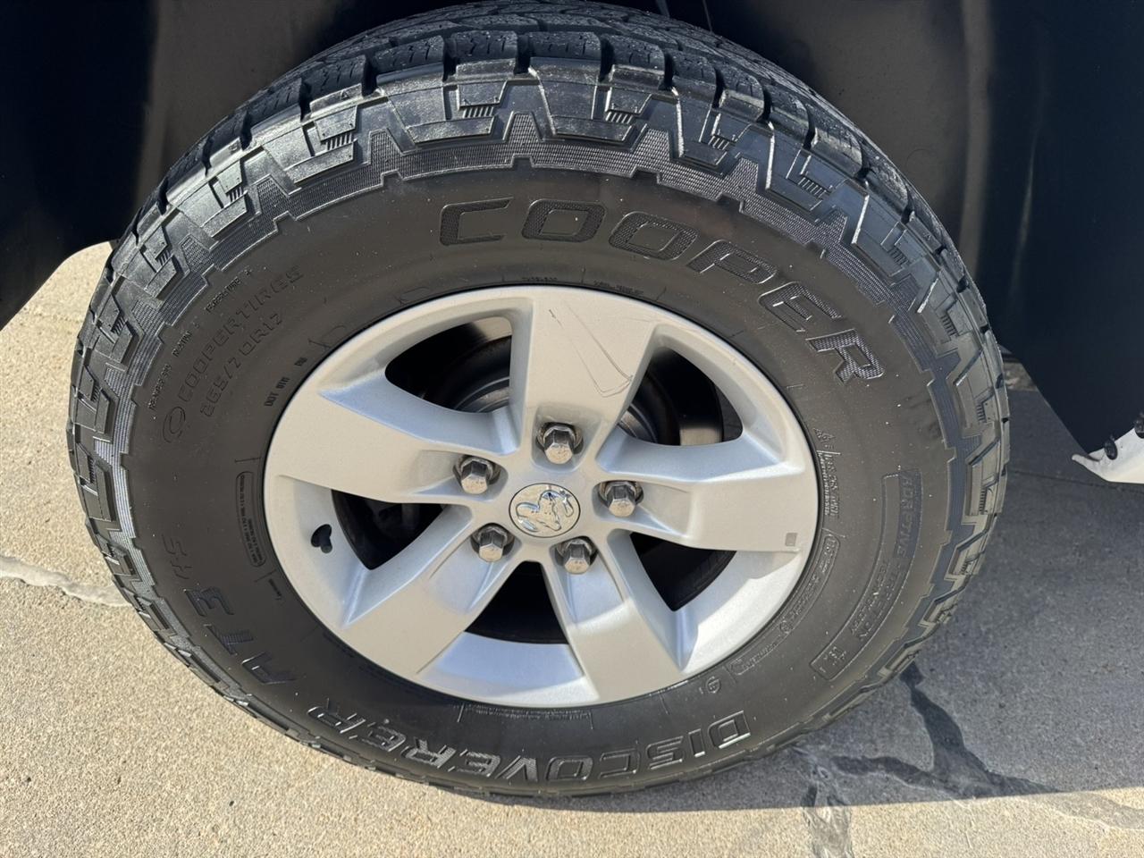 RAM 1500 Classic Tradesman Crew Cab SWB 4WD 2020
