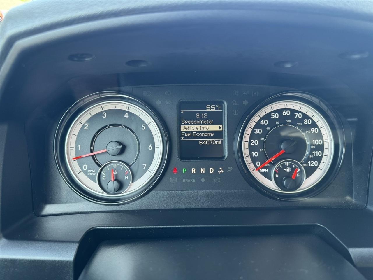 RAM 1500 Classic Tradesman Crew Cab SWB 4WD 2020