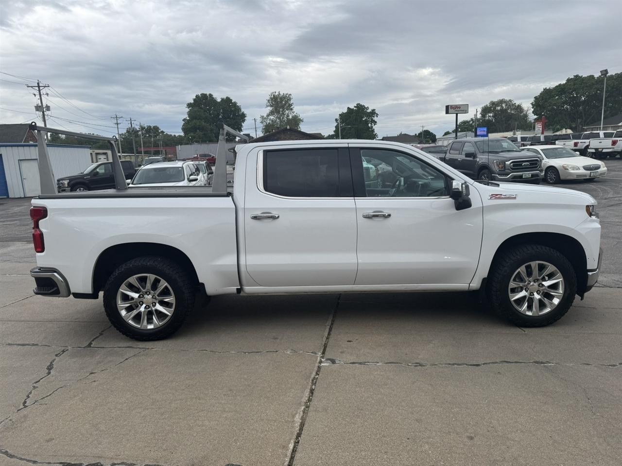 Chevrolet Silverado 1500 LTZ Crew Cab 4WD 2021