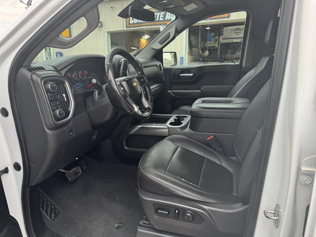 Chevrolet Silverado 1500 LTZ Crew Cab 4WD 2021