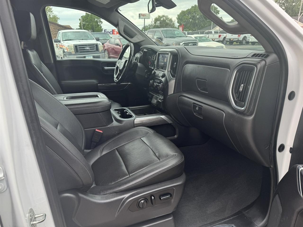 Chevrolet Silverado 1500 LTZ Crew Cab 4WD 2021