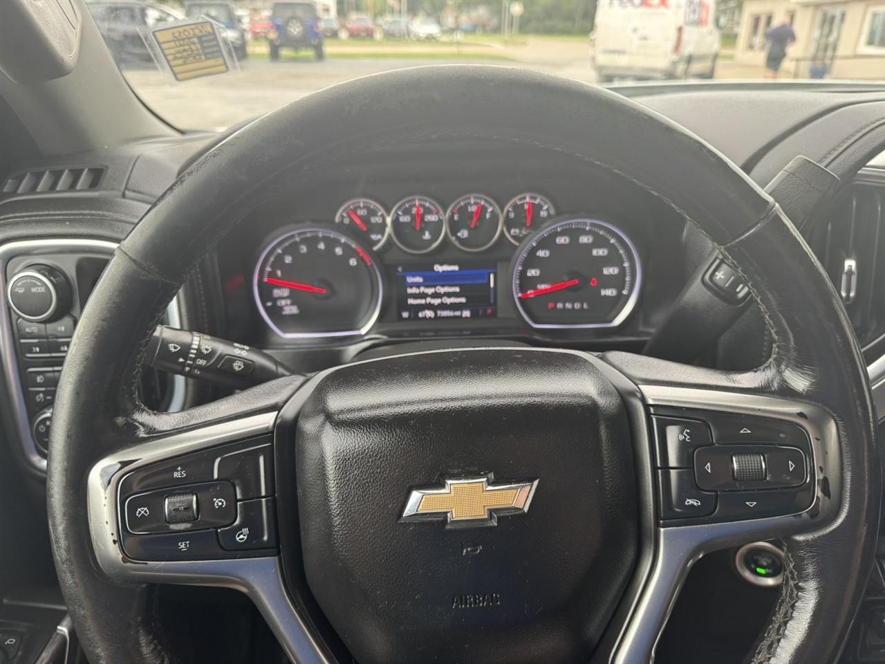 Chevrolet Silverado 1500 LTZ Crew Cab 4WD 2021