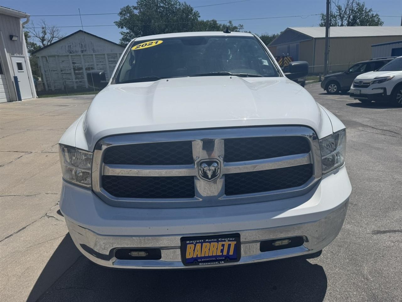 RAM 1500 Classic Tradesman Crew Cab SWB 4WD 2021