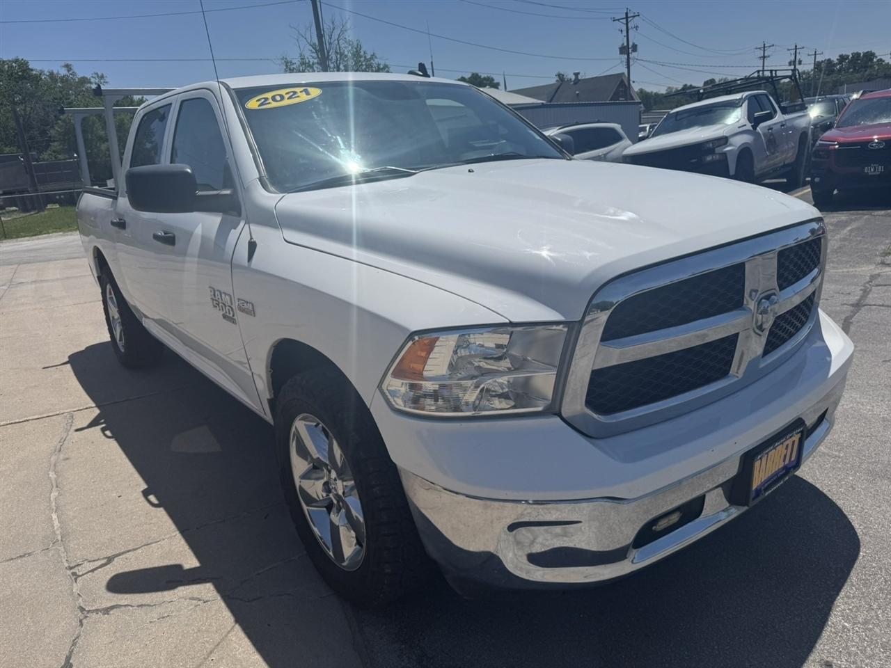 RAM 1500 Classic Tradesman Crew Cab SWB 4WD 2021