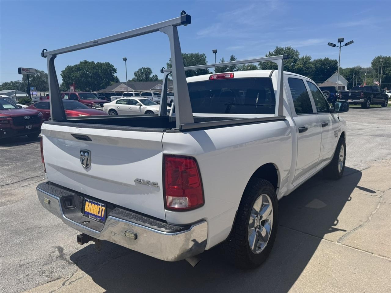 RAM 1500 Classic Tradesman Crew Cab SWB 4WD 2021