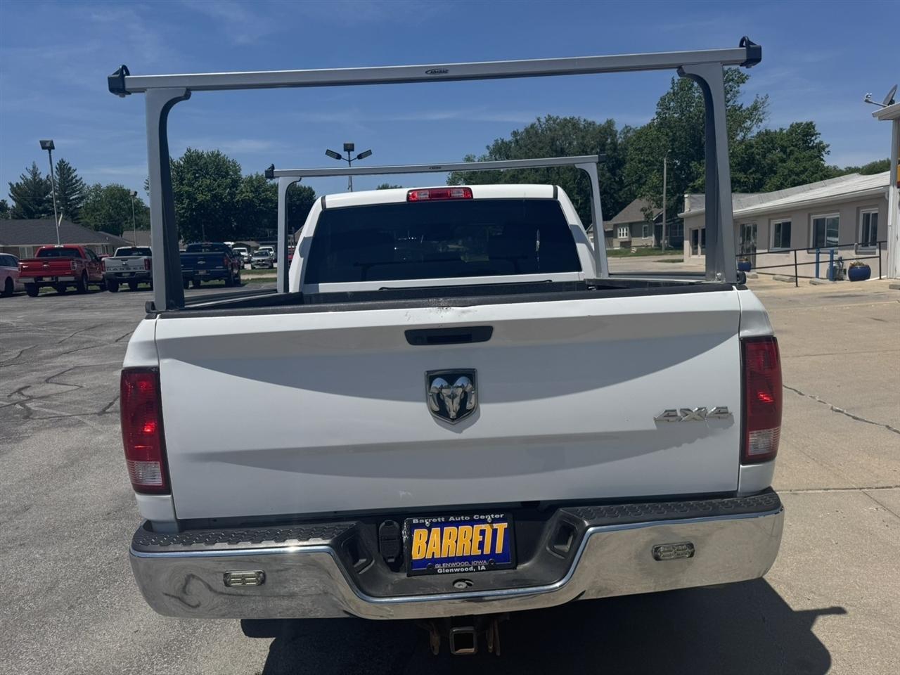 RAM 1500 Classic Tradesman Crew Cab SWB 4WD 2021
