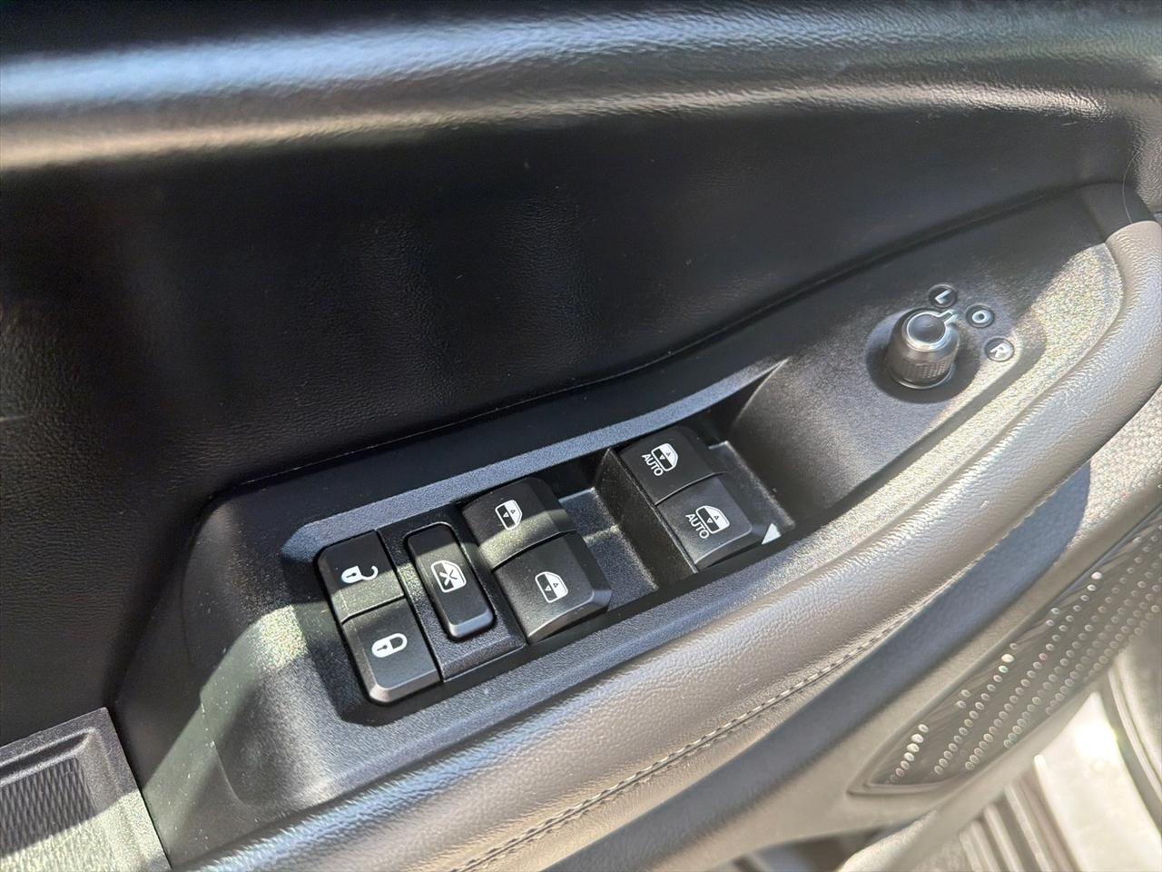 Jeep Grand Cherokee Laredo 4WD 2023