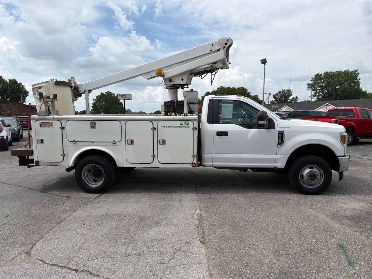 Ford F-350 SD XL DRW 4WD 2018
