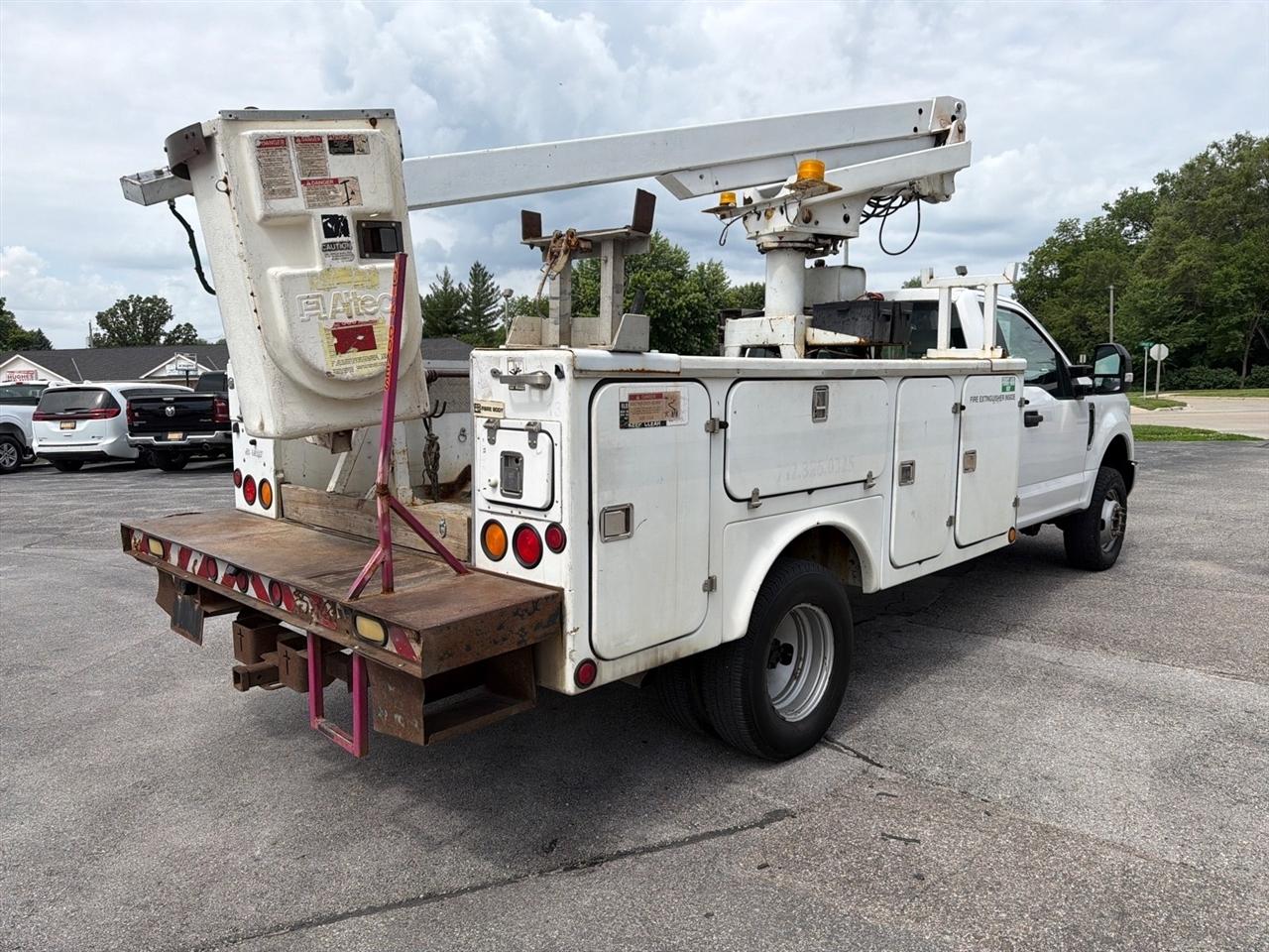 Ford F-350 SD XL DRW 4WD 2018
