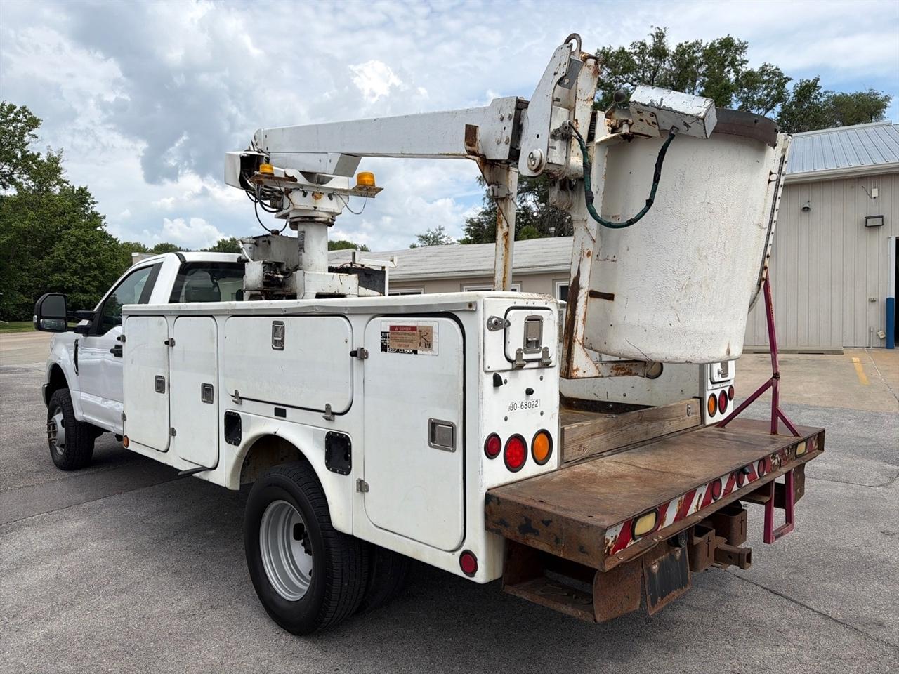 Ford F-350 SD XL DRW 4WD 2018