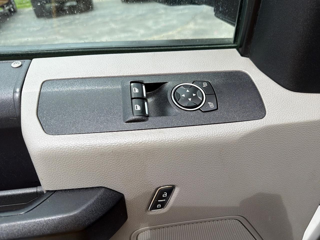 Ford F-350 SD XL DRW 4WD 2018