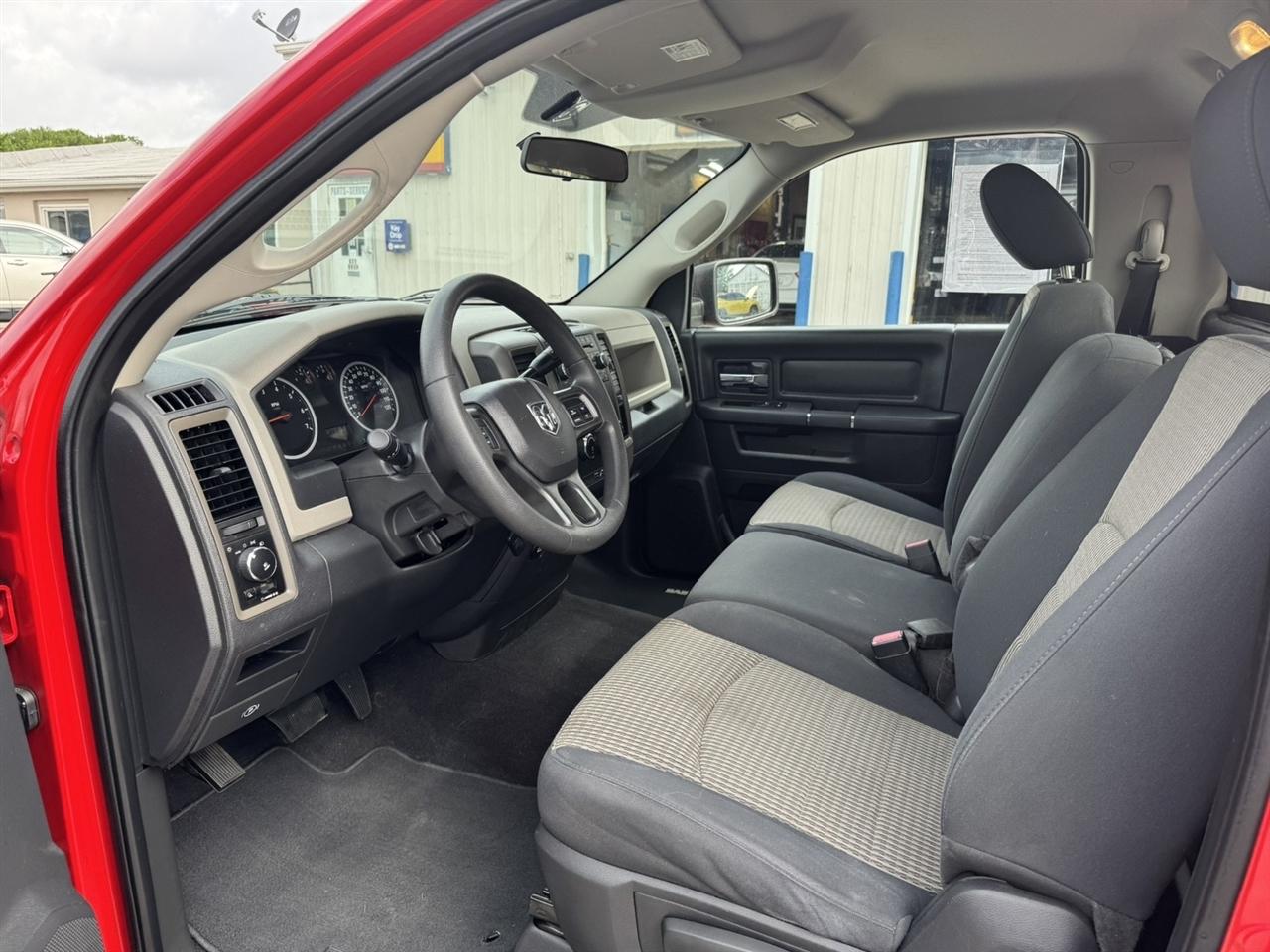 RAM 1500 ST SWB 2WD 2012