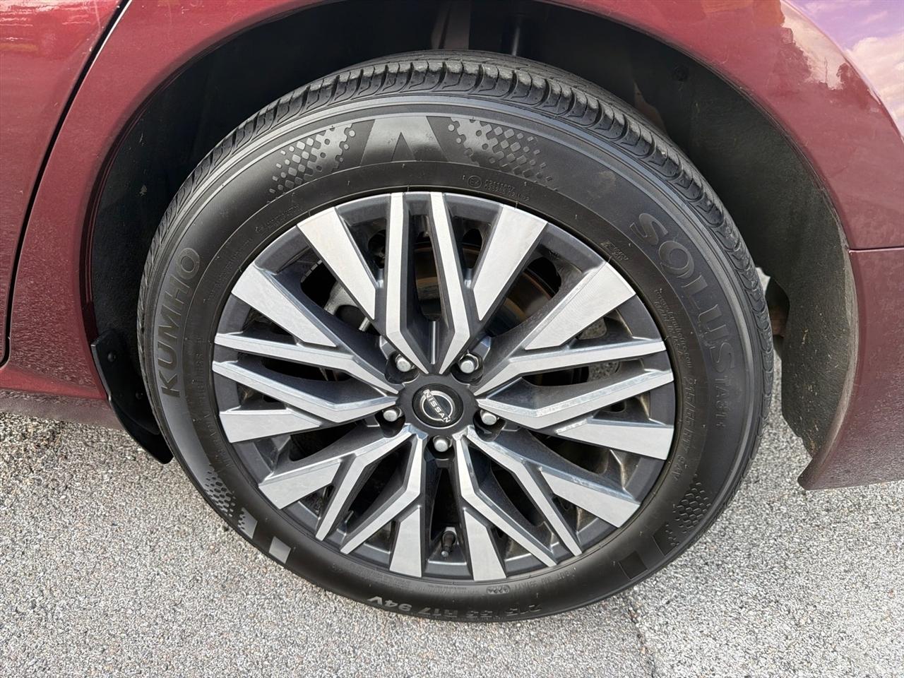 Nissan Altima 2.5 SV 2025