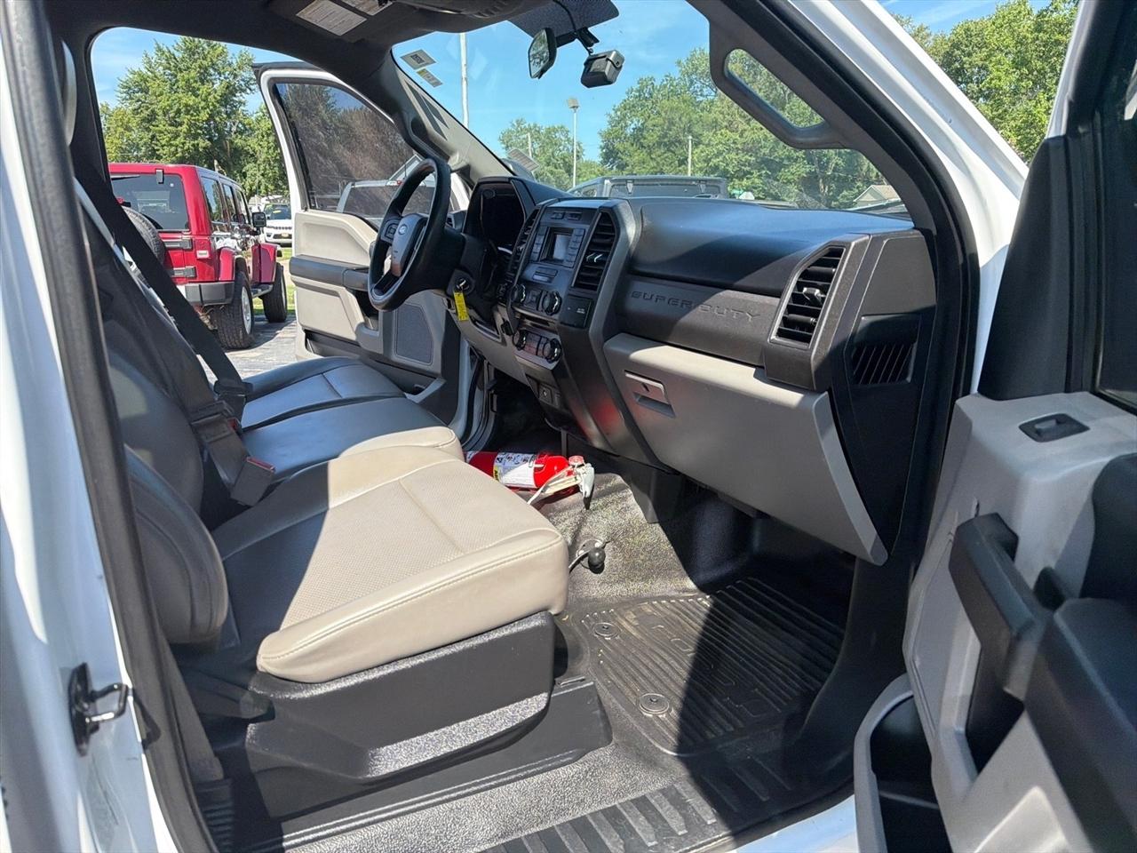 Ford F-550 Crew Cab DRW 4WD 2018
