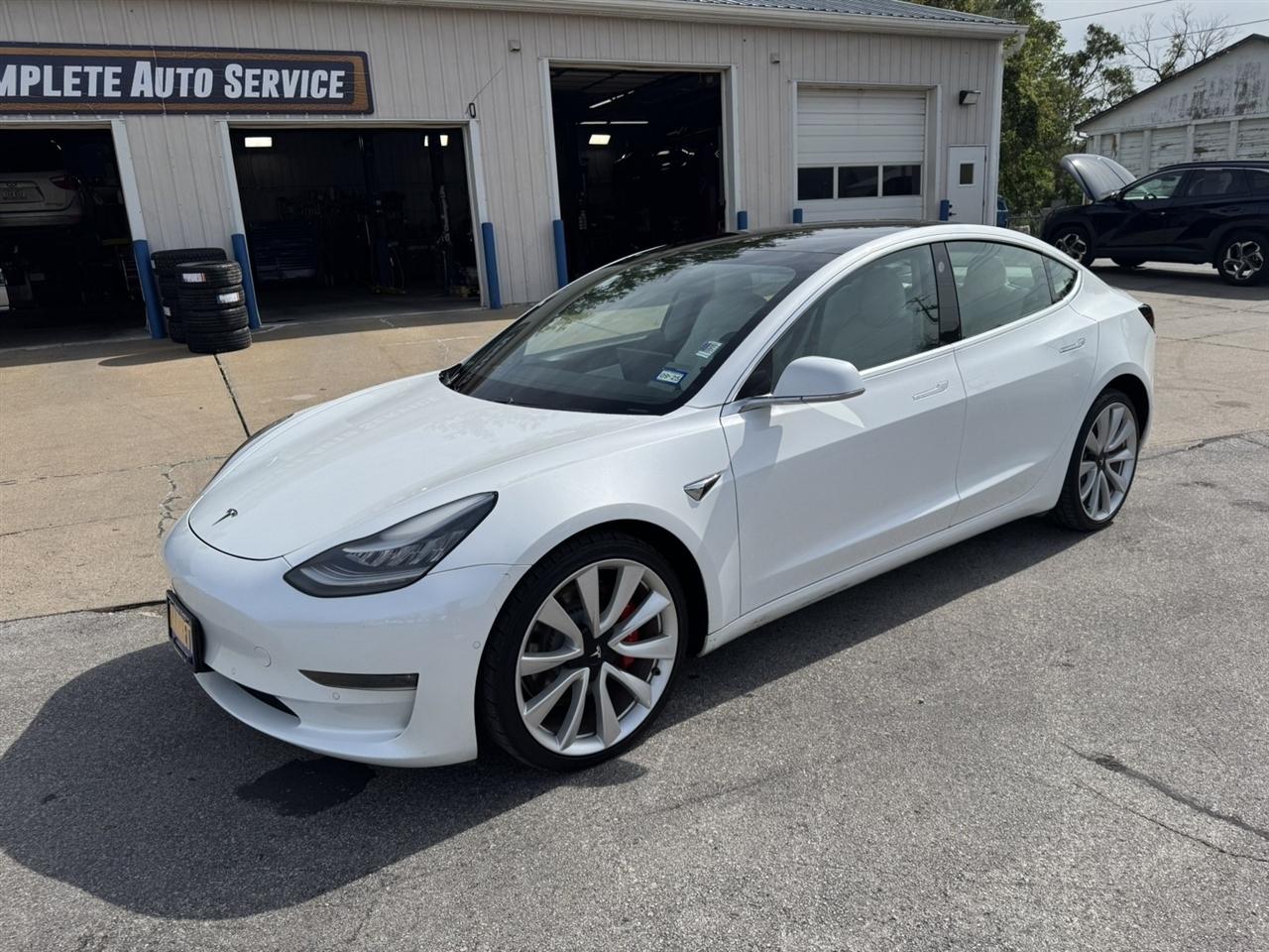 Tesla Model 3 Long Range 2019