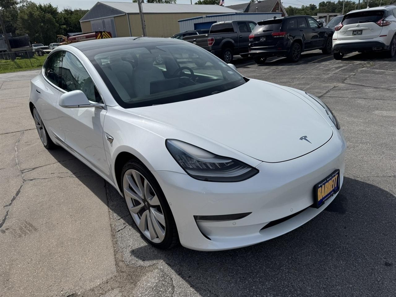 Tesla Model 3 Long Range 2019
