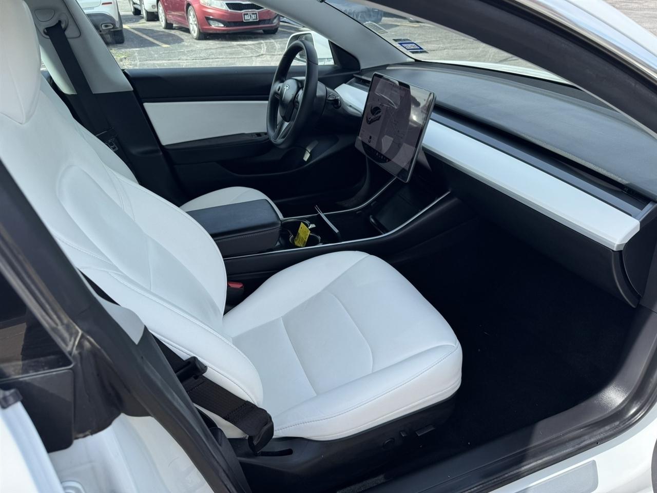 Tesla Model 3 Long Range 2019