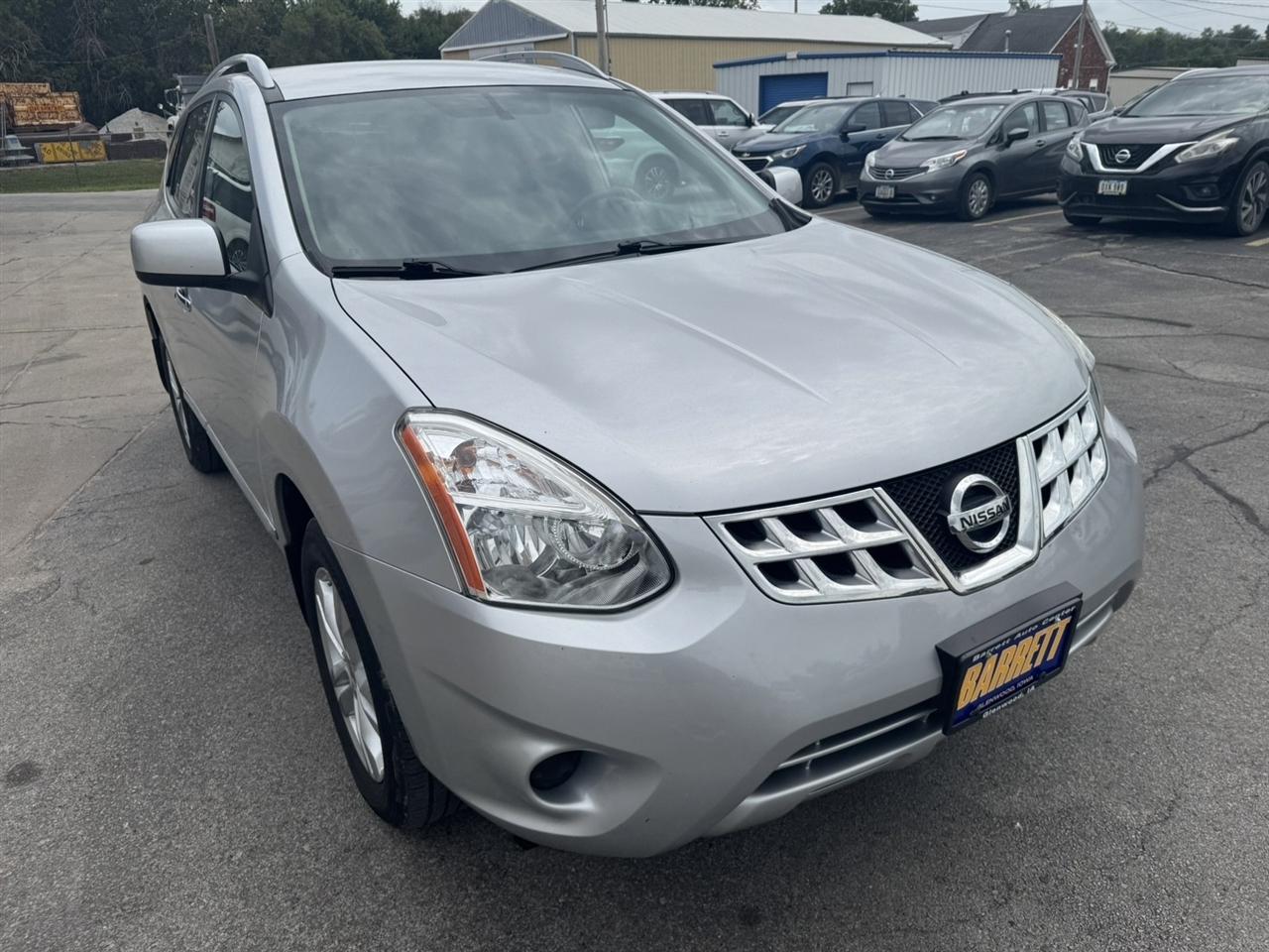 Nissan Rogue SV FWD 2012