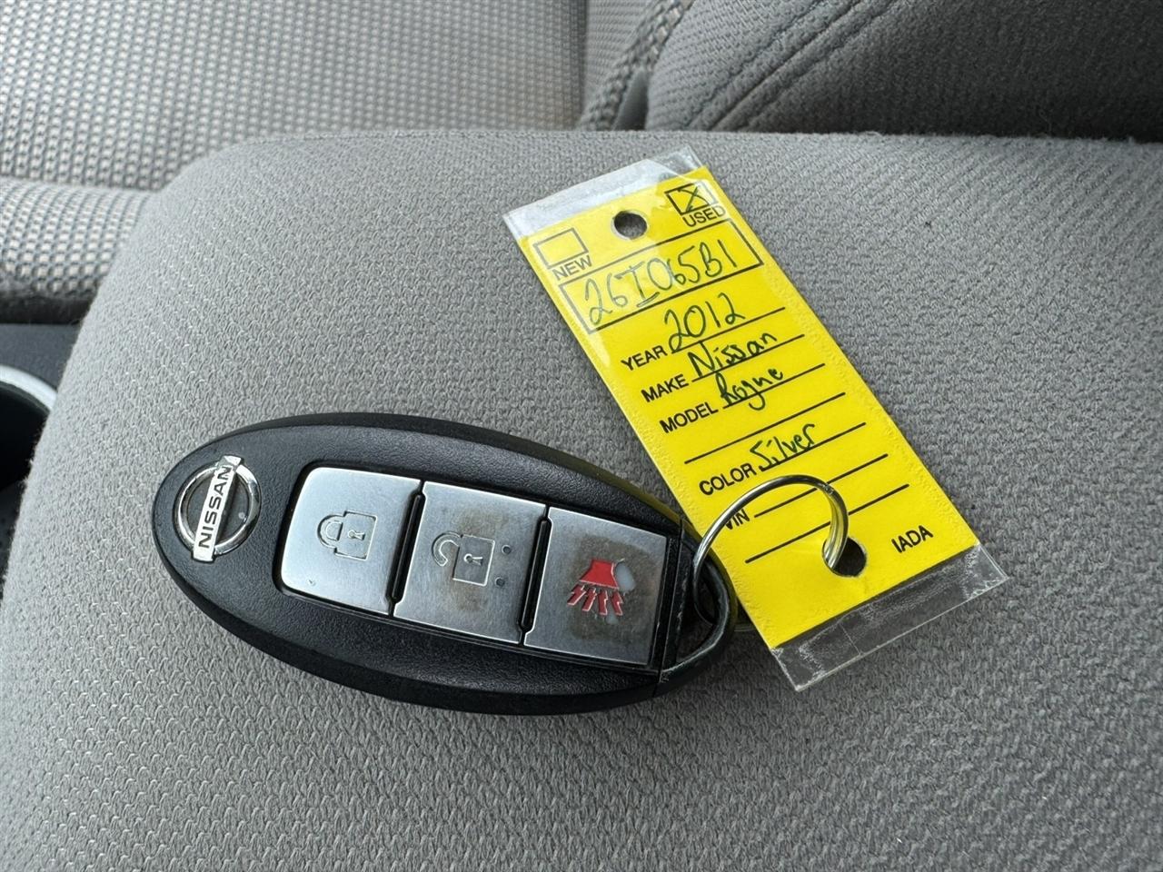 Nissan Rogue SV FWD 2012