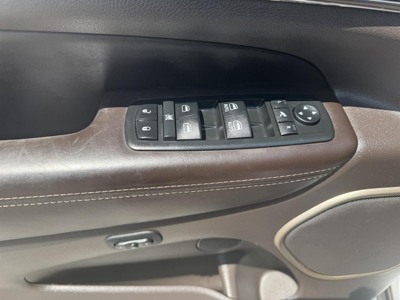 Jeep Grand Cherokee Summit 4WD 2014