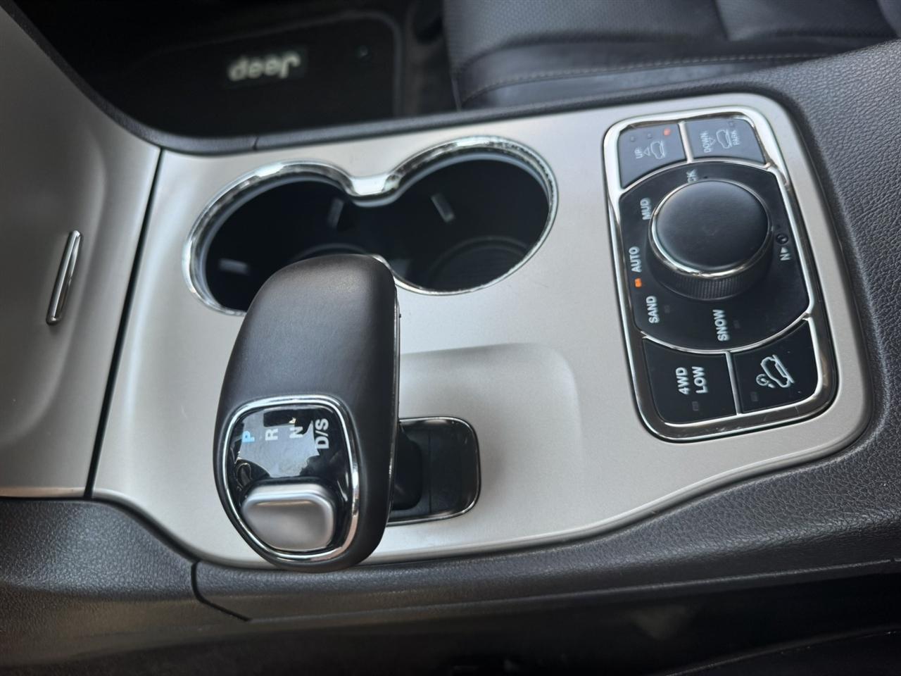 Jeep Grand Cherokee Summit 4WD 2014