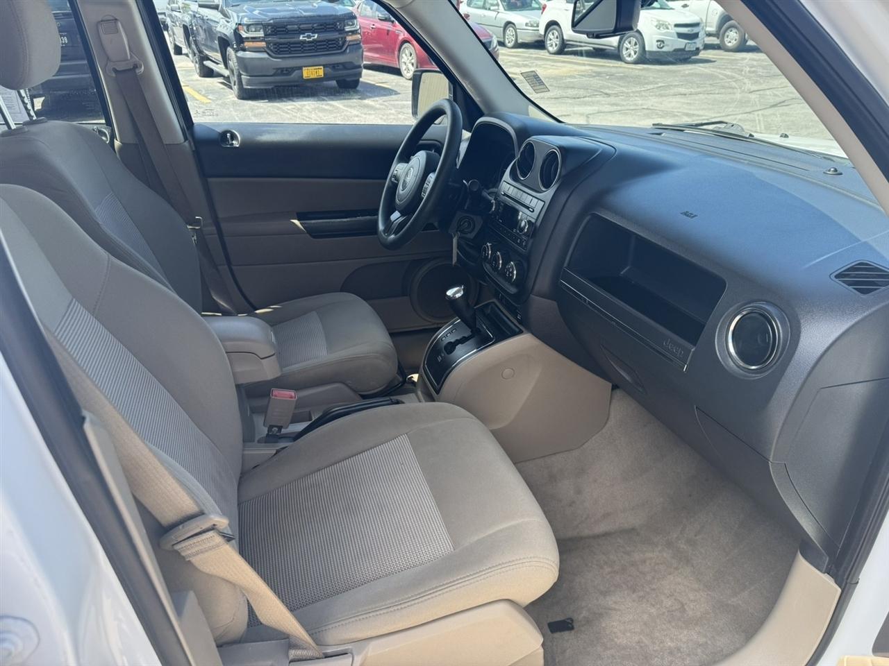 Jeep Patriot Sport 2WD 2017