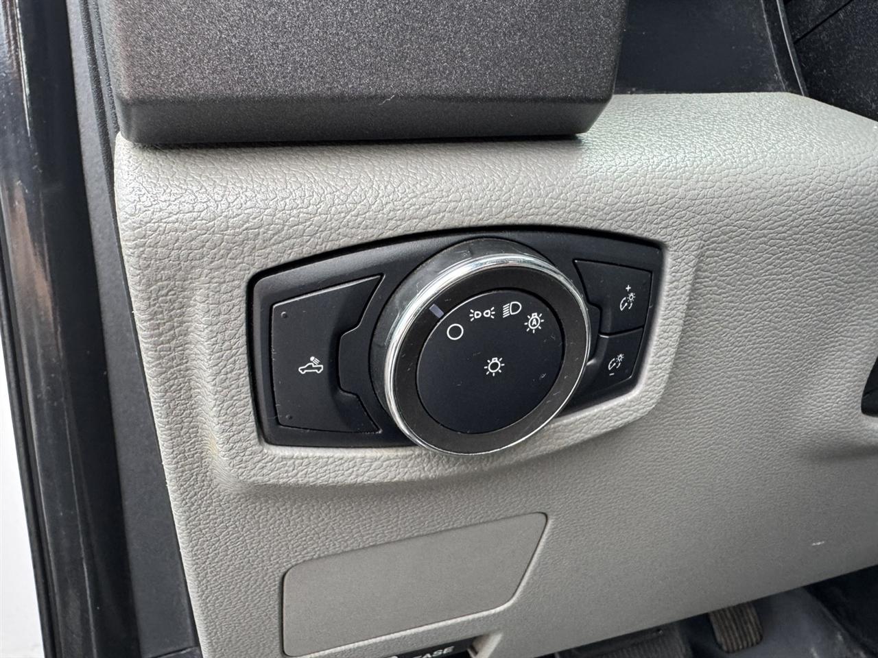 Ford F-350 SD XL SuperCab 4WD 2020