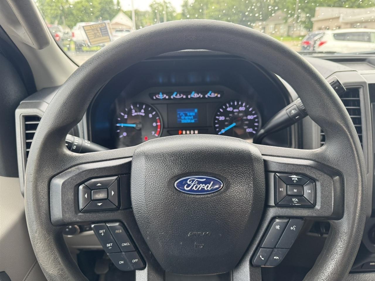 Ford F-350 SD XL SuperCab 4WD 2020