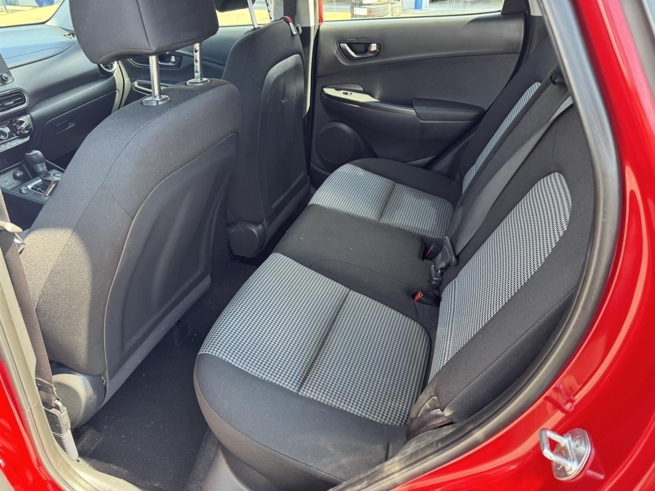 Hyundai Kona SE AWD 2022