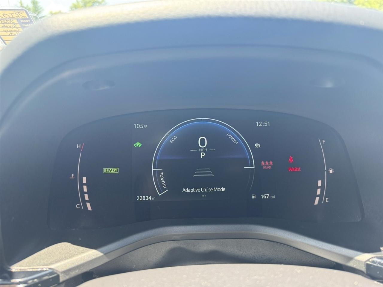 Toyota Camry Hybrid SE AWD 2025
