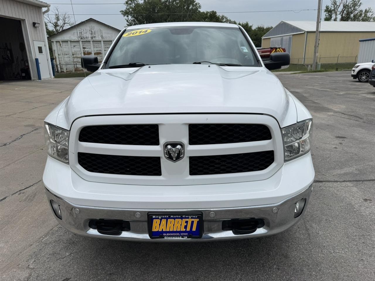 RAM 1500 SLT Crew Cab SWB 4WD 2014