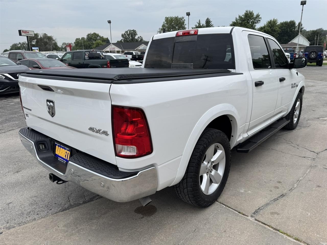 RAM 1500 SLT Crew Cab SWB 4WD 2014