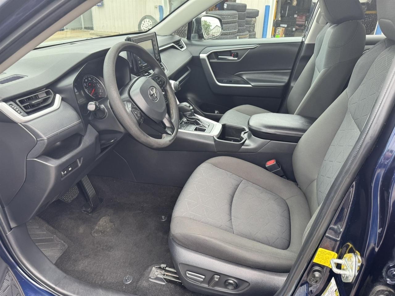 Toyota RAV4 XLE AWD 2022