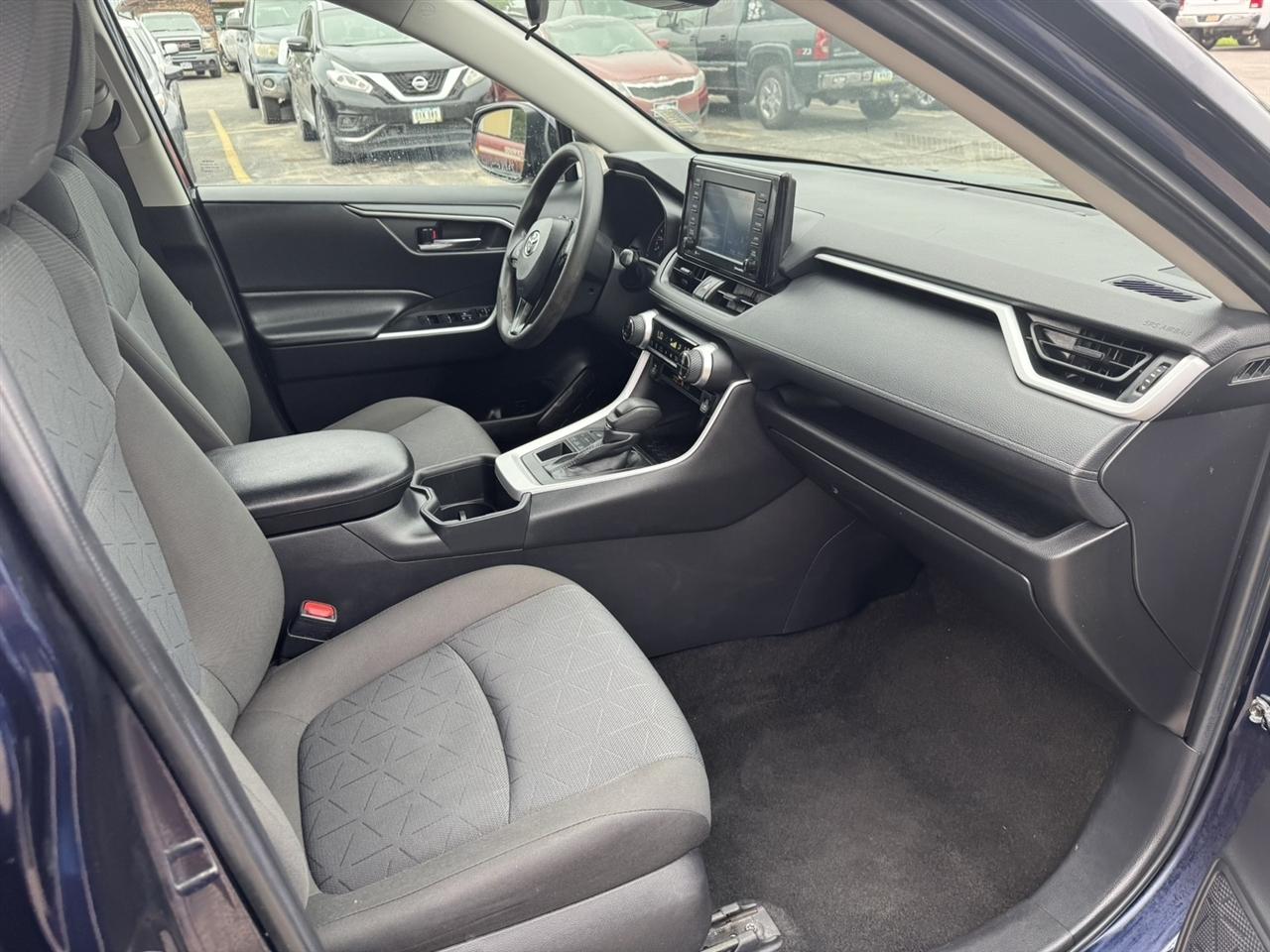 Toyota RAV4 XLE AWD 2022