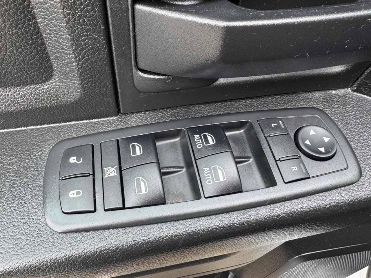 RAM 1500 Classic Tradesman Quad Cab 4WD 2019