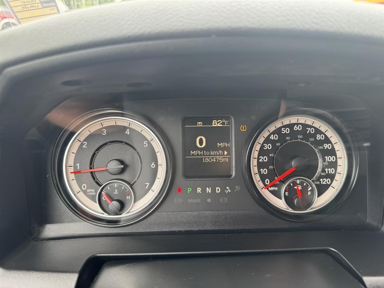 RAM 1500 Classic Tradesman Quad Cab 4WD 2019
