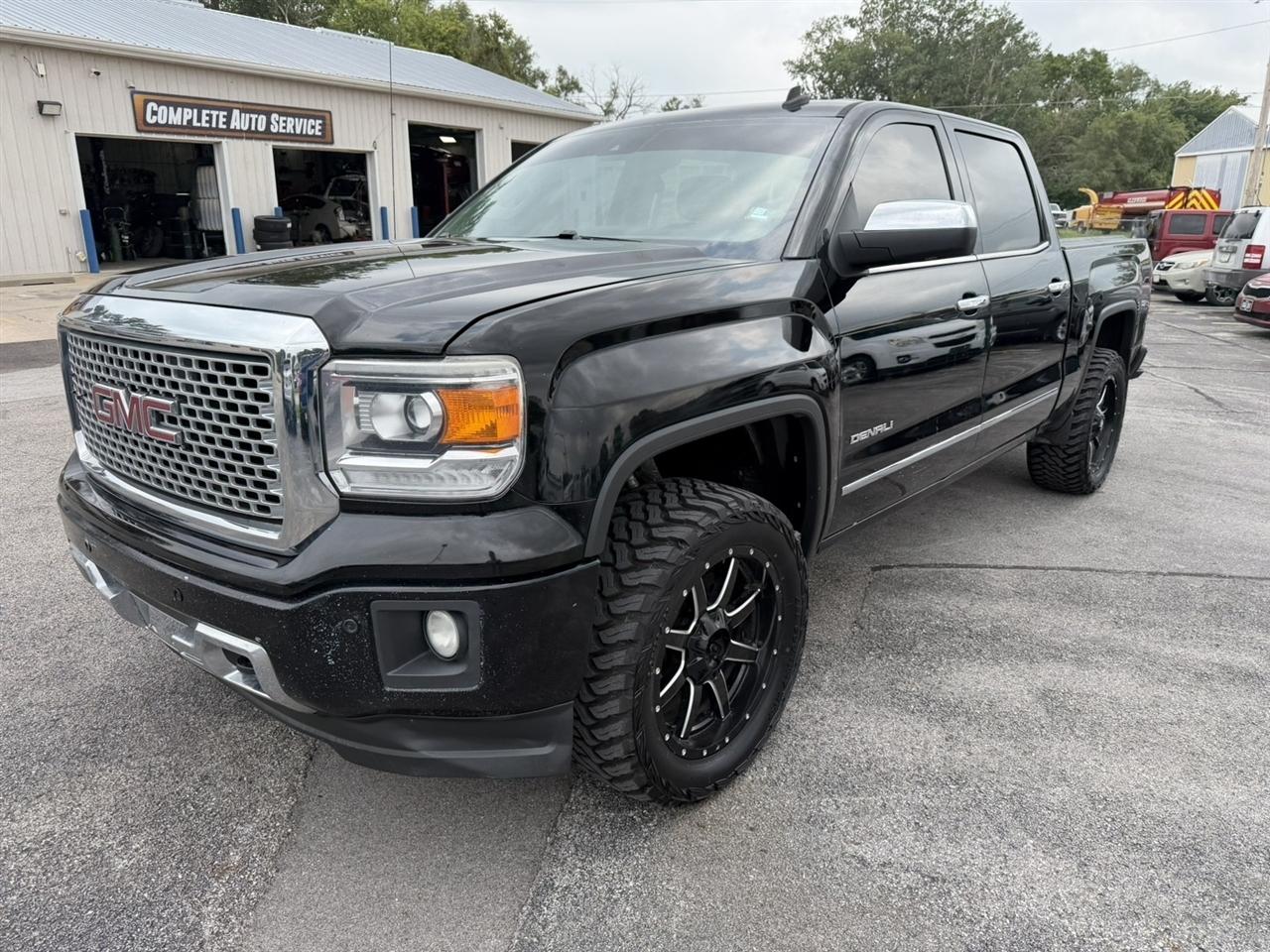 GMC Sierra 1500 Denali Crew Cab 4WD 2014