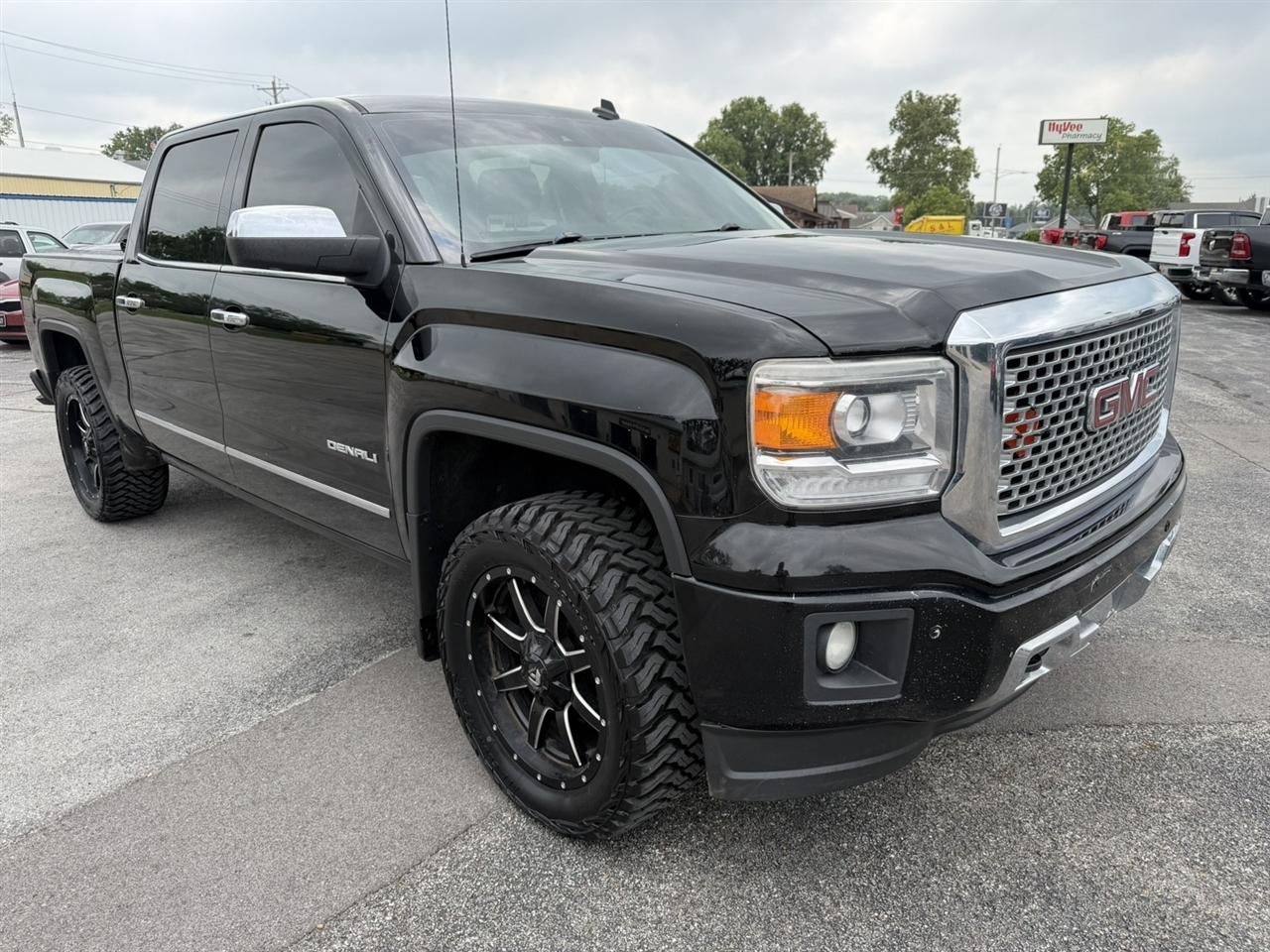 GMC Sierra 1500 Denali Crew Cab 4WD 2014
