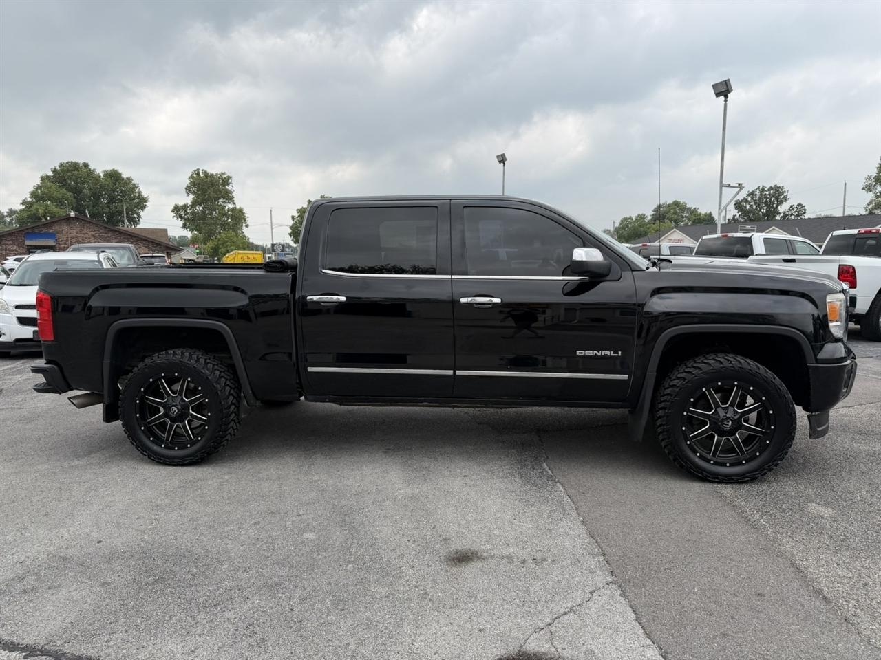 GMC Sierra 1500 Denali Crew Cab 4WD 2014