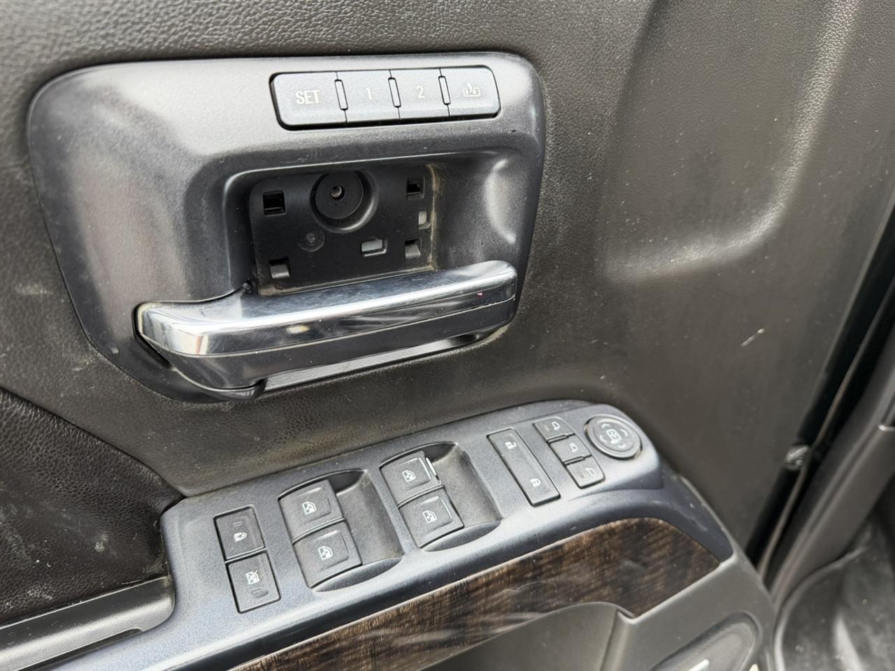 GMC Sierra 1500 Denali Crew Cab 4WD 2014