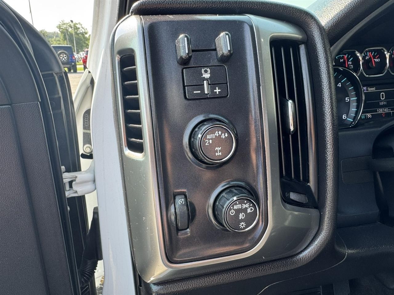 Chevrolet Silverado 1500 LT Double Cab 4WD 2018