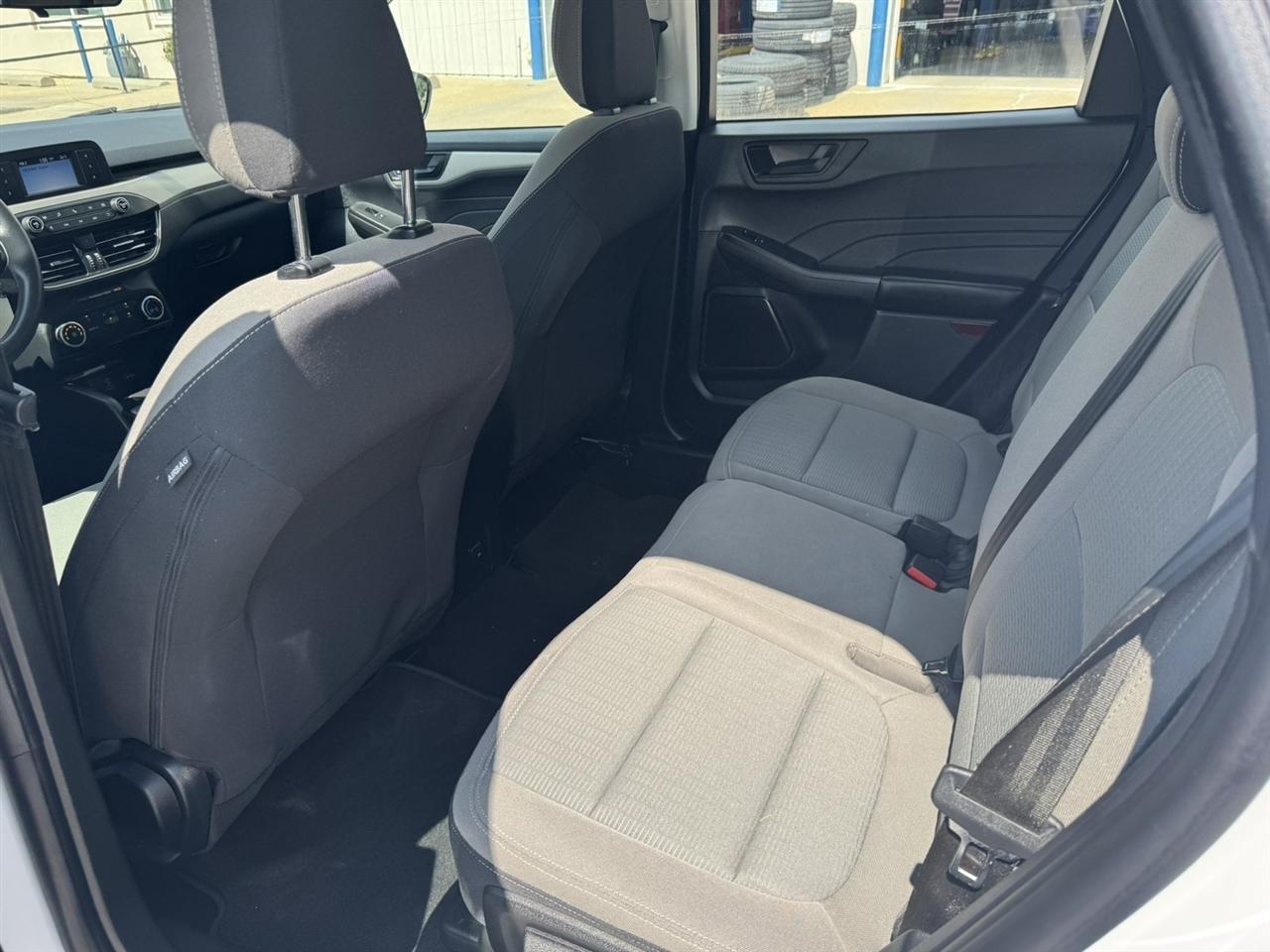 Ford Escape S 2022