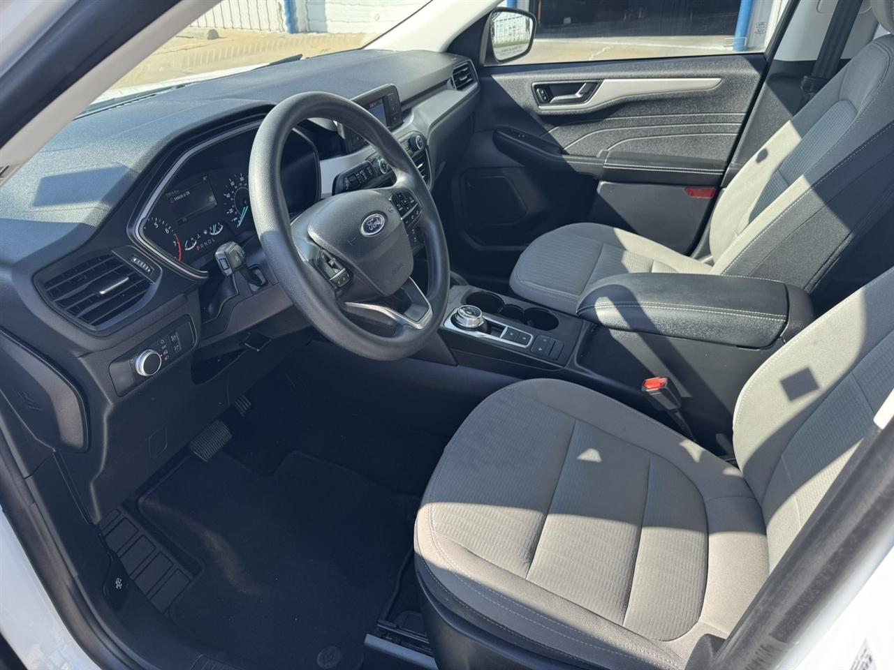Ford Escape S 2022