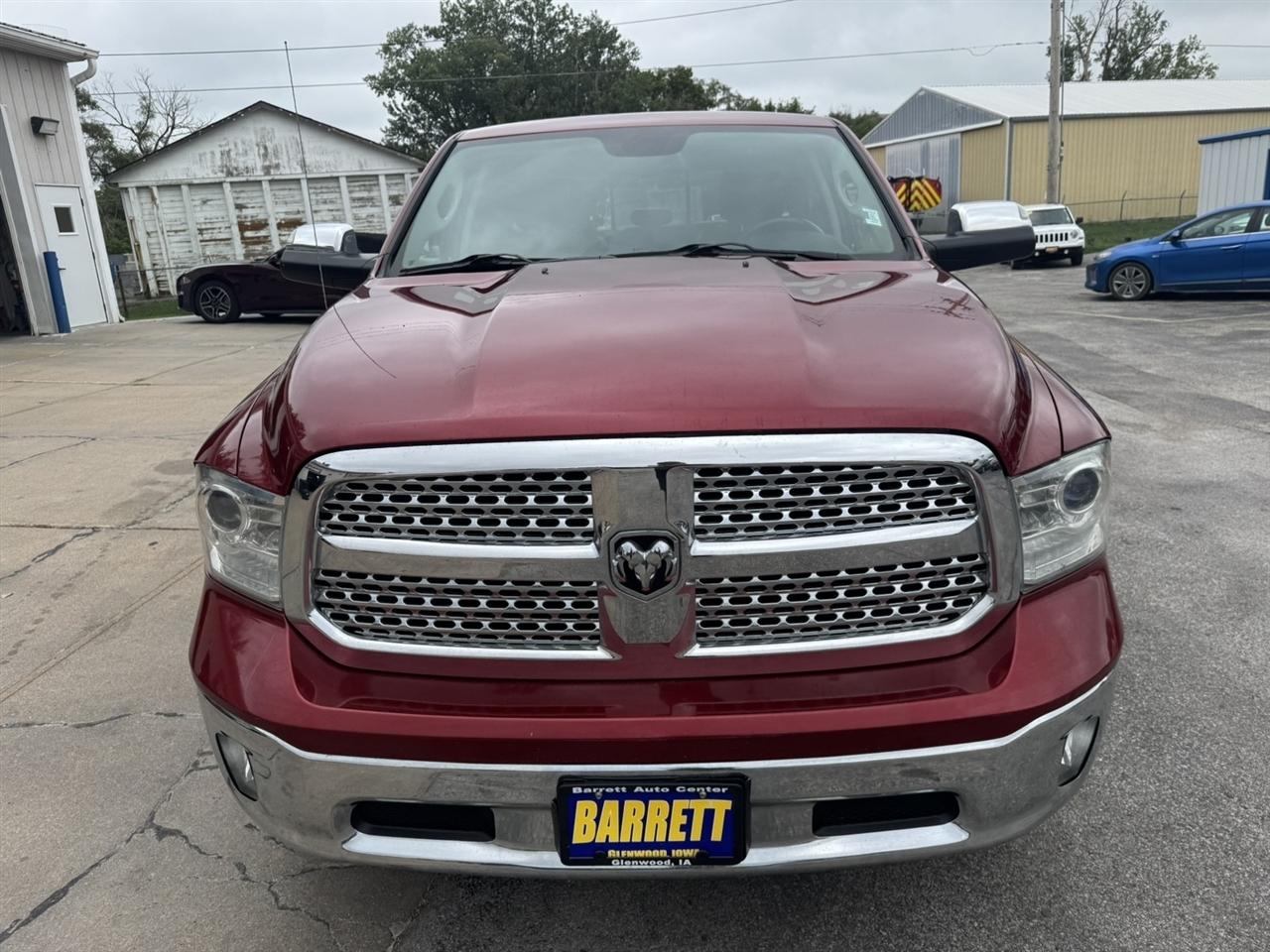 RAM 1500 Laramie Quad Cab 4WD 2014
