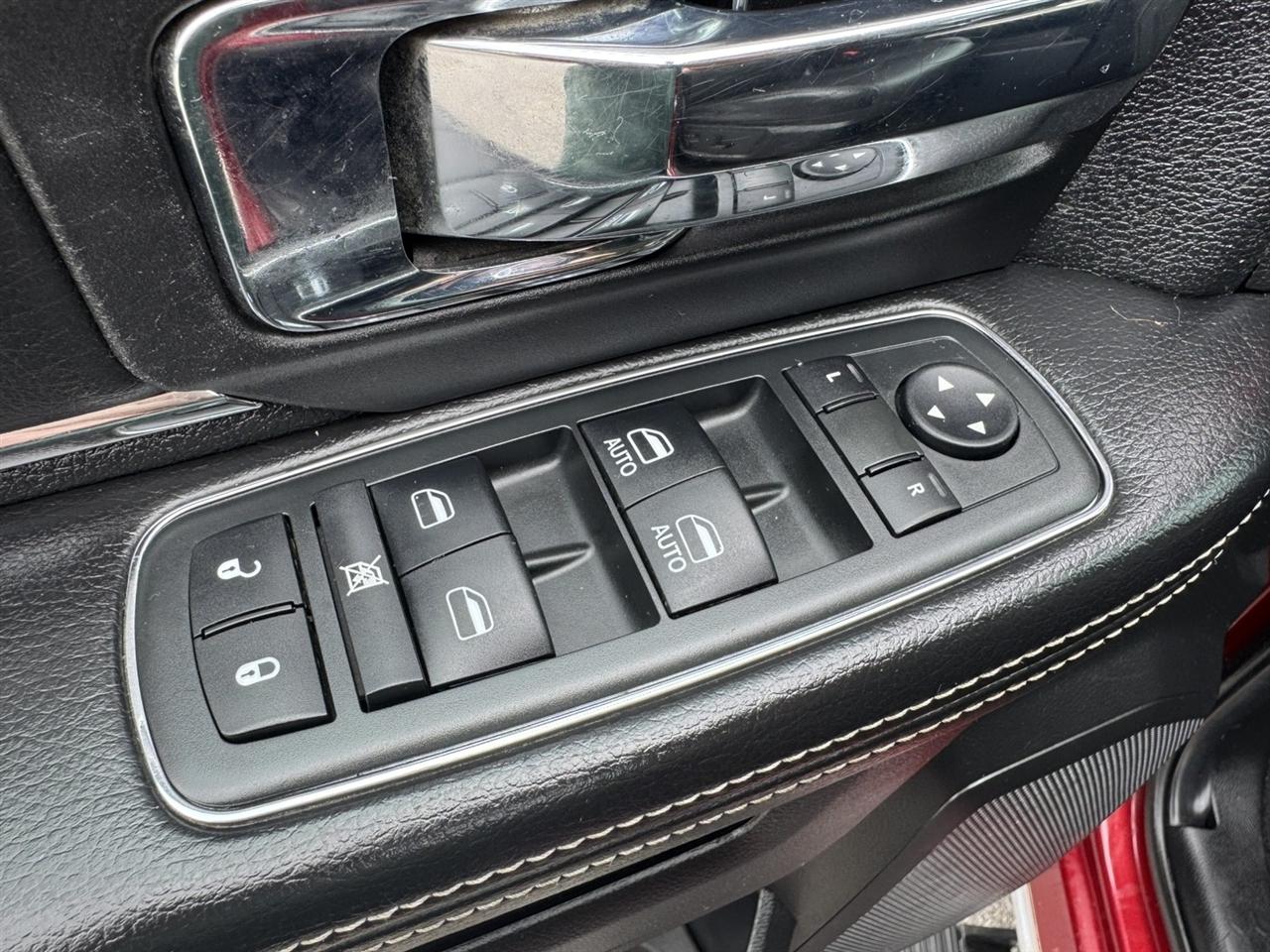 RAM 1500 Laramie Quad Cab 4WD 2014